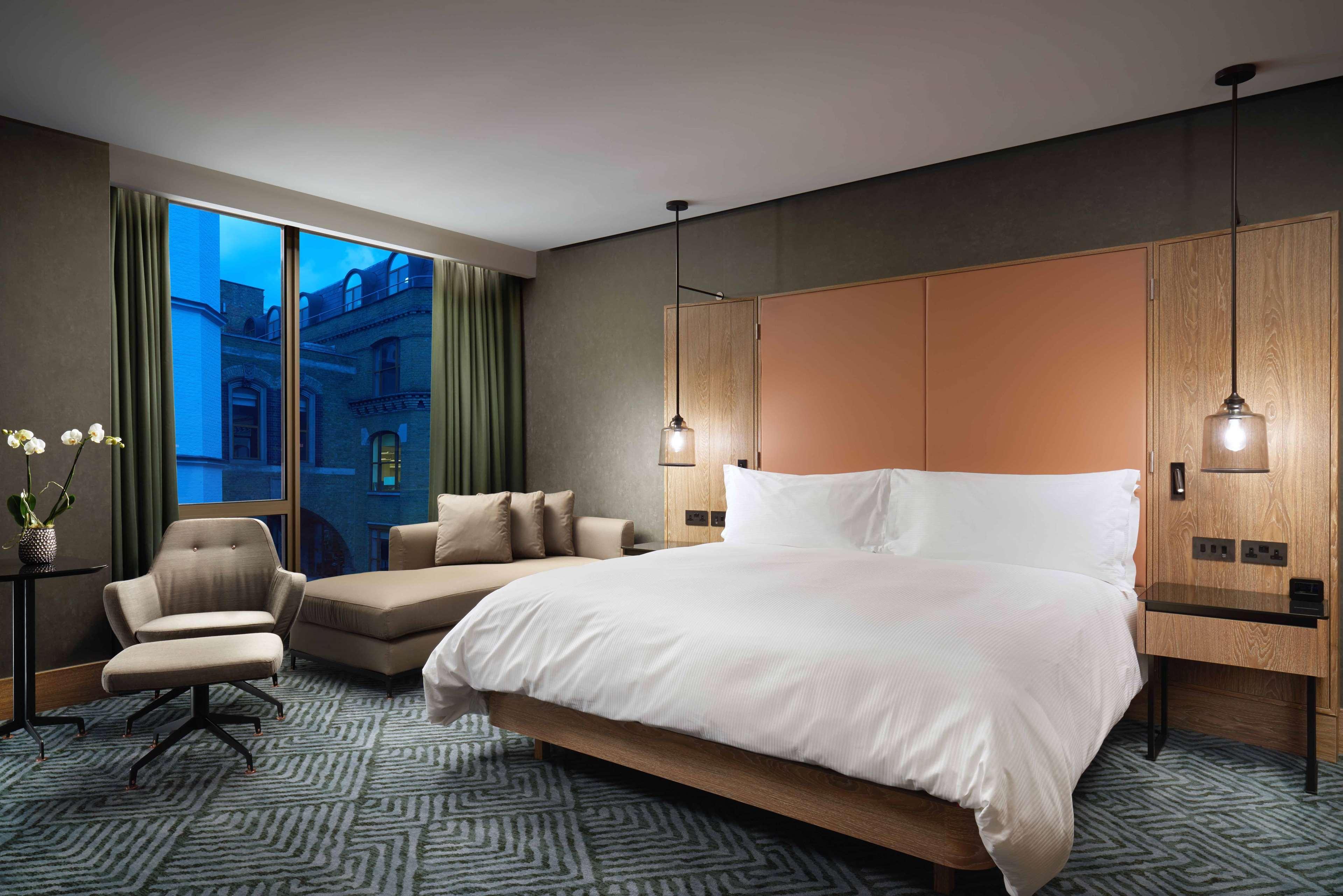 Отель Hilton Bankside 4*