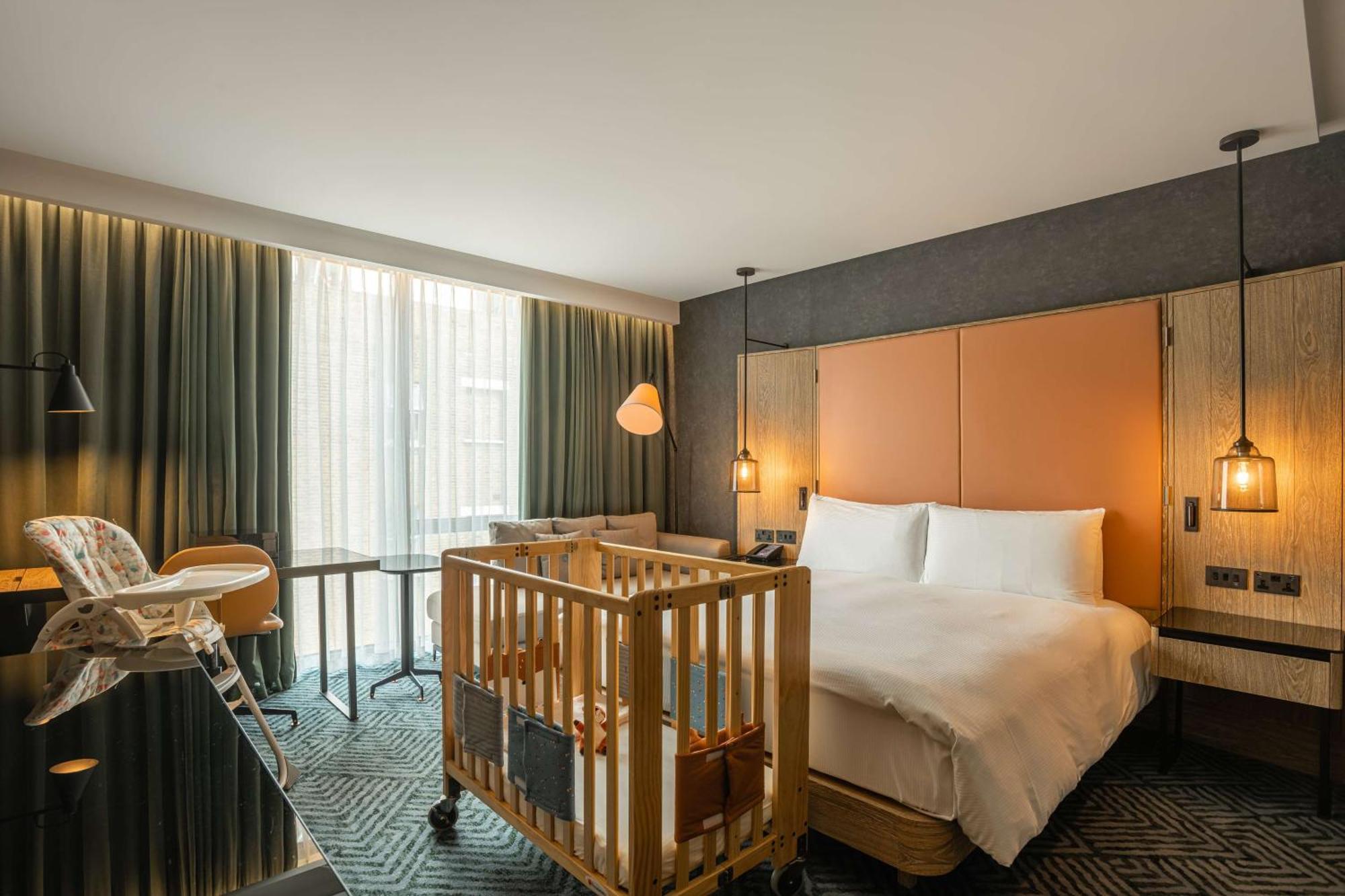 Отель Hilton Bankside 4*