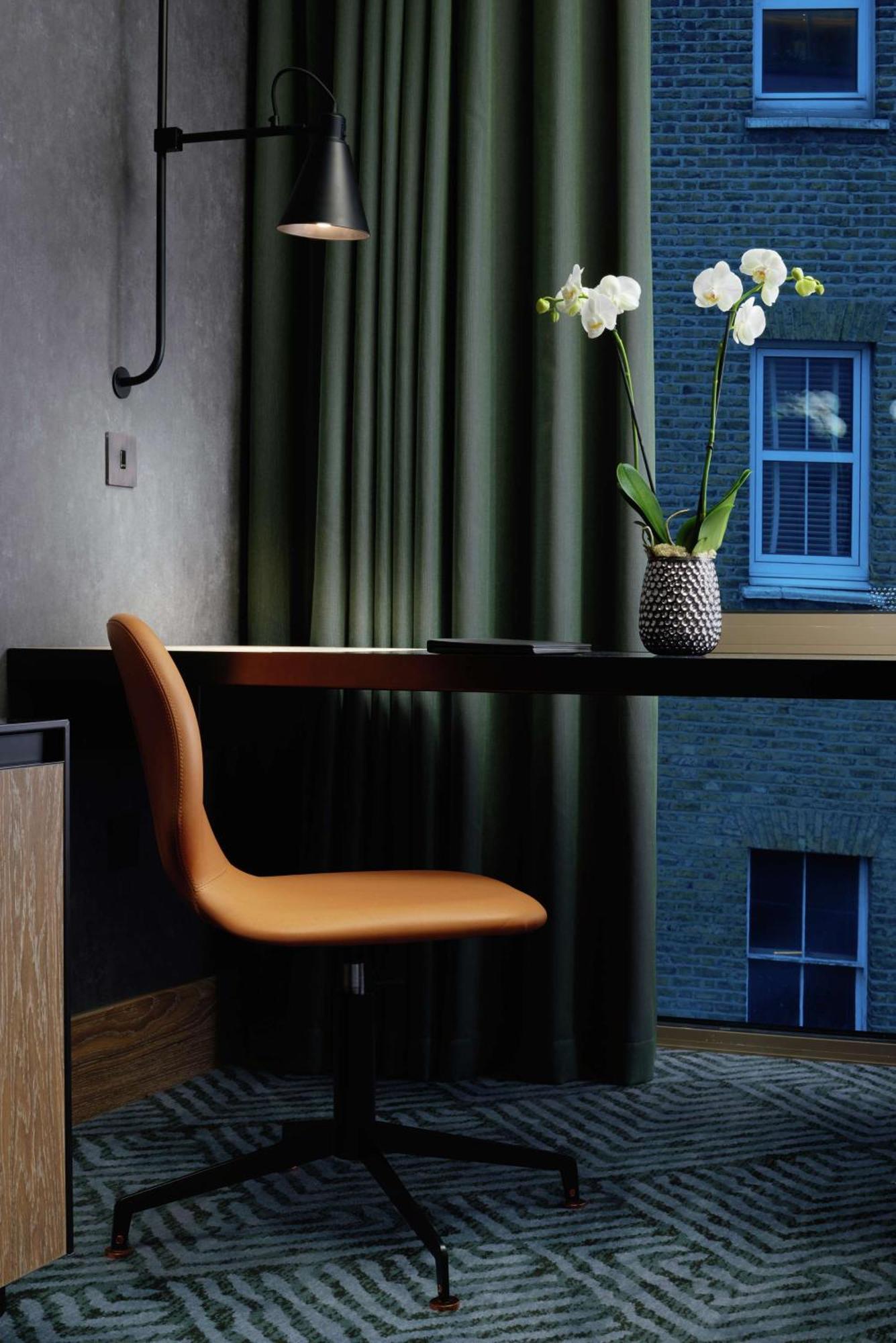 Hilton Bankside 4* Лондон